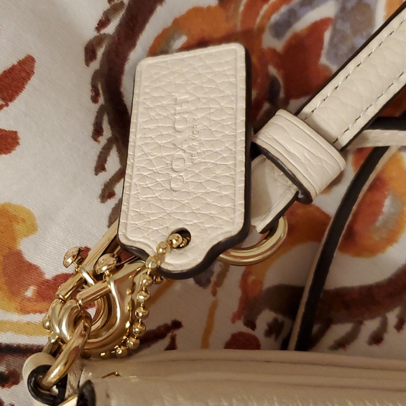 NWT - Coach Crossbody - Picture 9 of 9